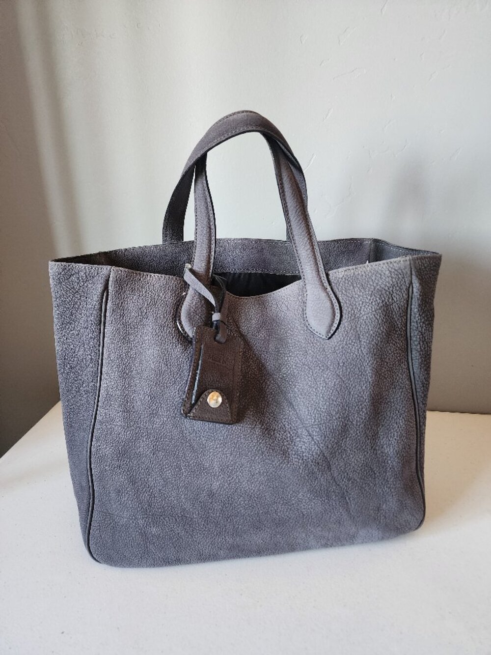 Maia N. Tote "LIKE NEW" - Picture 11 of 16
